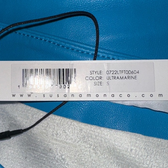 Susana Monaca Faux Leather tube. - Picture 6 of 8